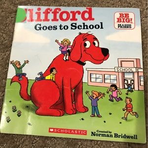 📚5 for $15 Clifford Goes to School